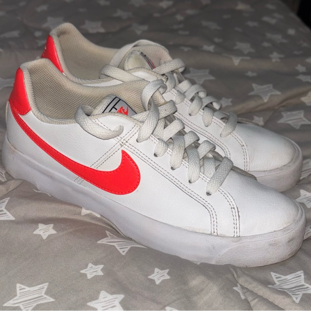 Nike Court Royale Low Top Sneakers Size 7.5 - Picture 6 of 11